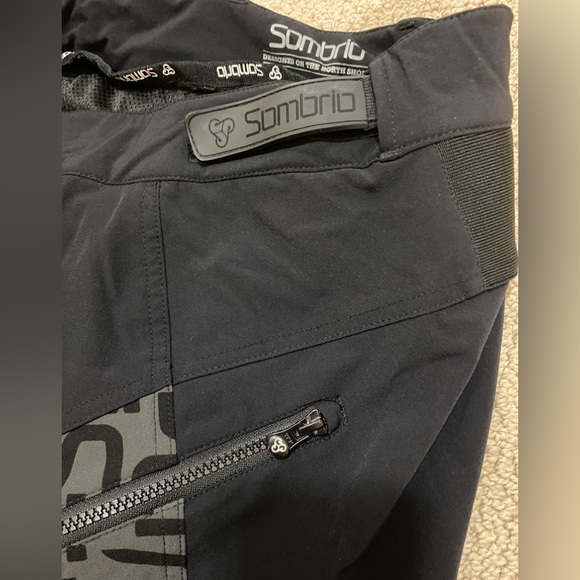 Sombrio Mountain Bike Shorts Men’s Small or Women’s Medium - Picture 6 of 8